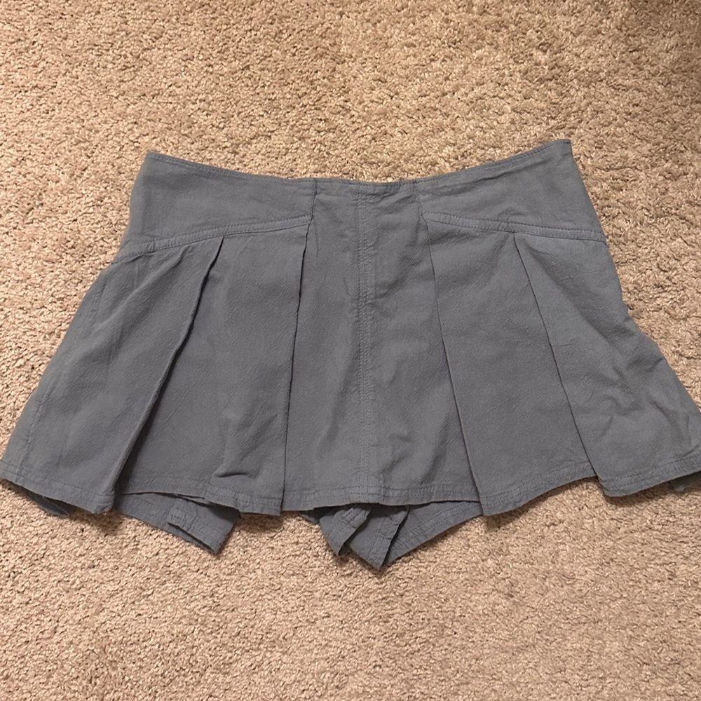 Free People Pleated Mini Skort aso as seen on Taylor swift - Picture 4 of 9